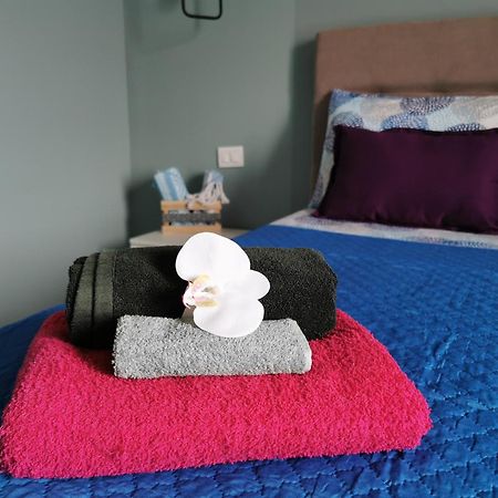 Viole Di Mare Guest House Сан-Леоне Екстер'єр фото
